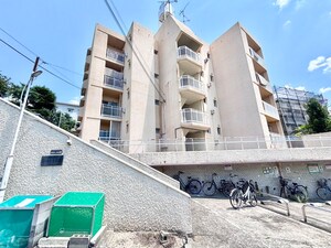 シャルル香里園（202）外観写真
