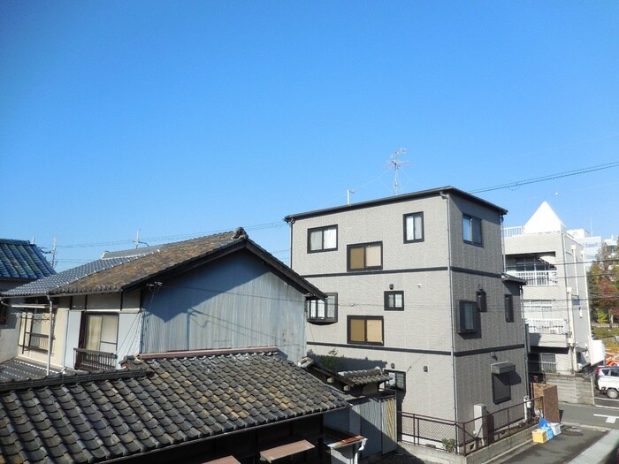 物件内観写真15　(室内からの展望)