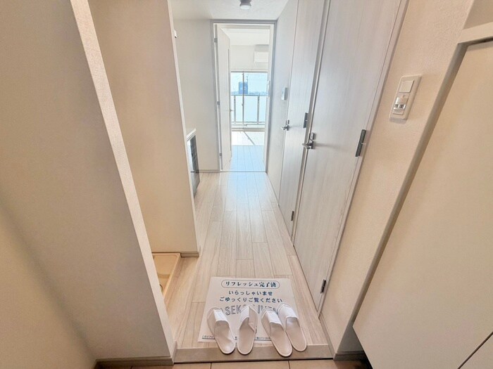 物件内観写真12　(廊下)