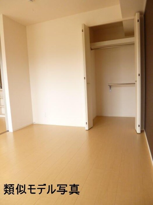 物件内観写真11　(居室)