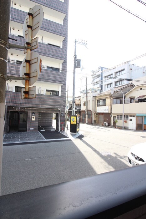 物件内観写真22　(室内からの展望)