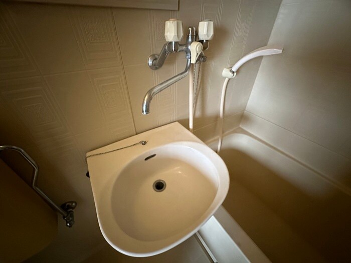 物件内観写真9　(洗面)