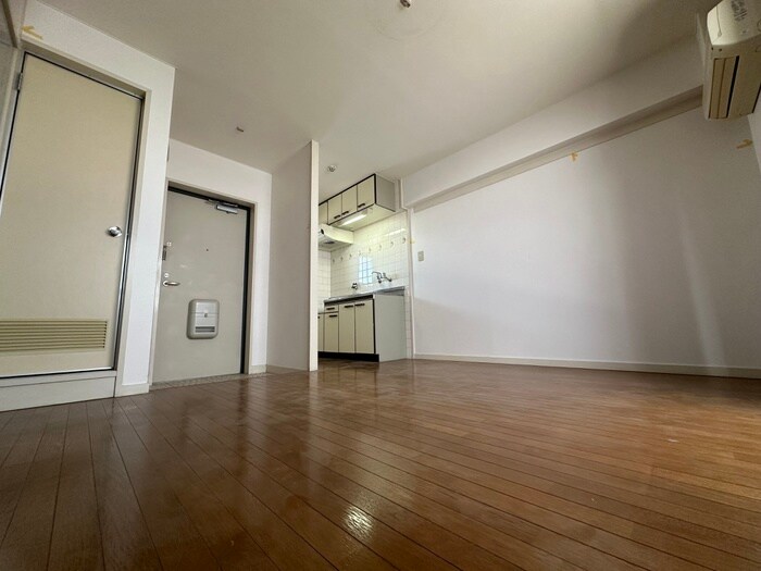 物件内観写真12　(居室)