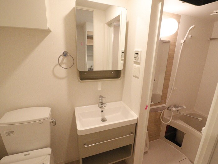 物件内観写真9　(洗面)