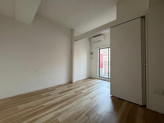 物件内観写真10　(居室)