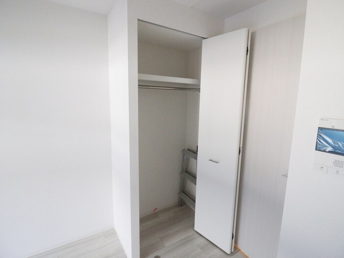 物件内観写真13　(収納)