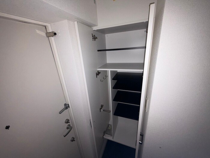物件内観写真16　(靴箱)