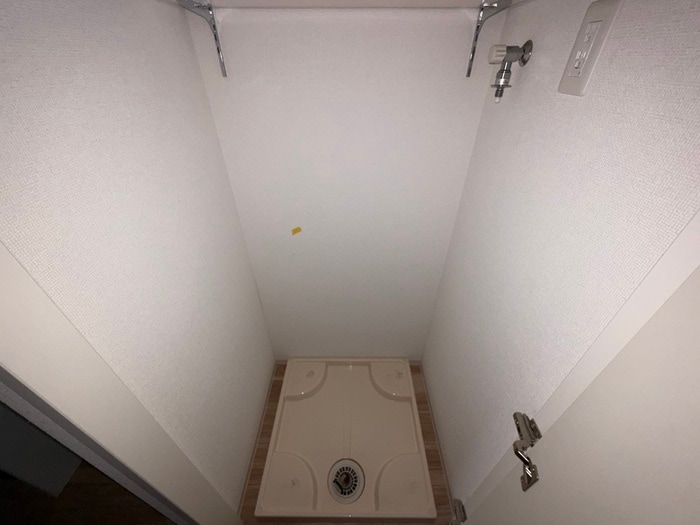 物件内観写真20　(洗濯機置場)