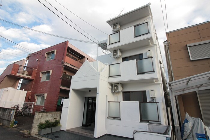 春日ハイツの物件外観写真