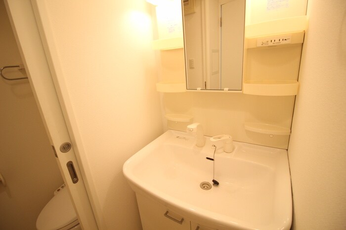 物件内観写真11　(洗面)