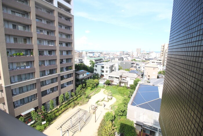 物件内観写真17　(室内からの展望)