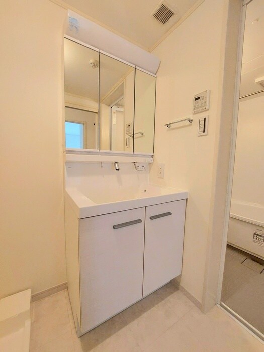 物件内観写真11　(洗面)