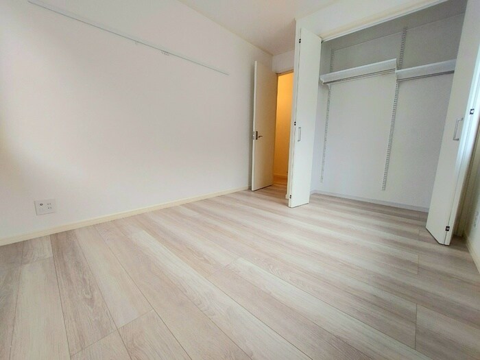 物件内観写真19　(居室)