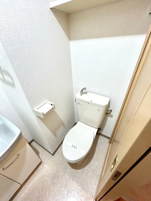 物件内観写真12　(トイレ)