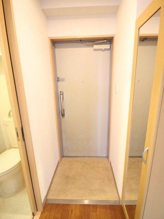 物件内観写真19　(玄関)