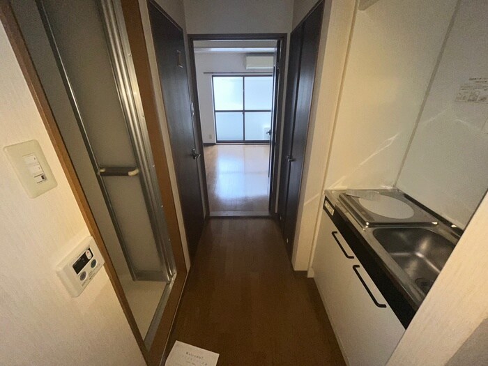 物件内観写真17　(廊下)