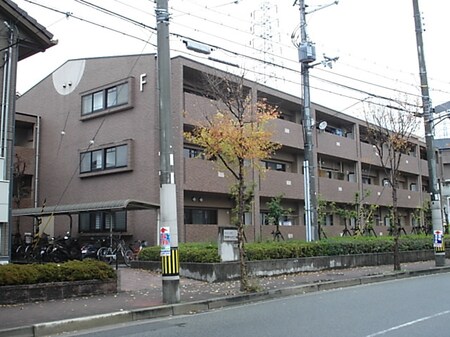 プラザハイツ二ツ屋Ｆ外観写真
