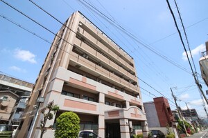 ラセ－ヌグランデス外観写真