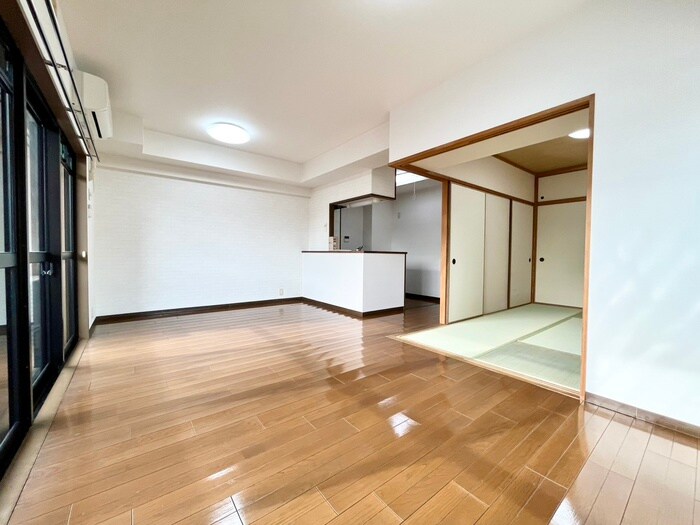 物件内観写真7　(居室)