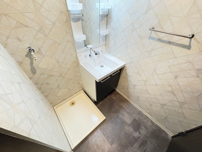 物件内観写真11　(洗濯機置場)