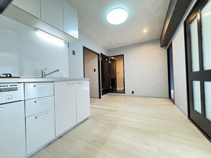 物件内観写真13　(居室)