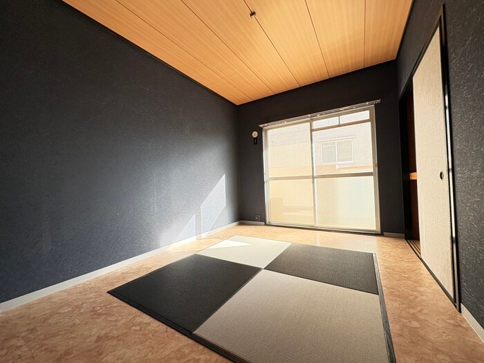 物件内観写真15　(居室)