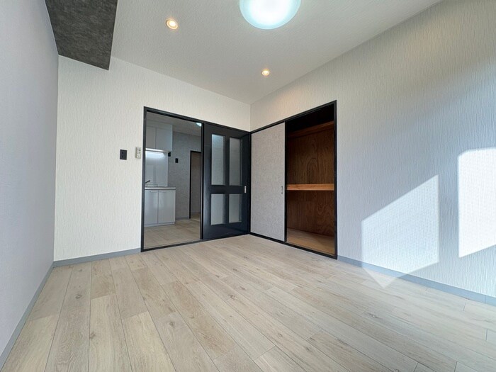 物件内観写真18　(収納)