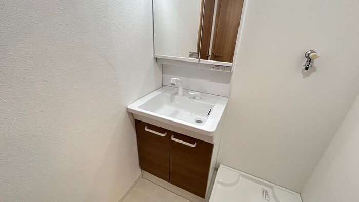 物件内観写真7　(洗面)