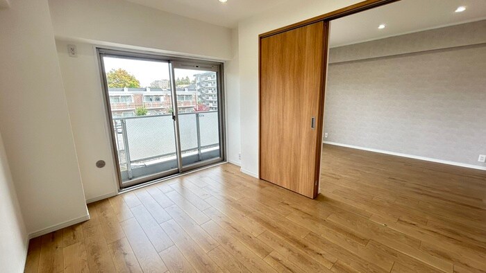 物件内観写真19　(居室)