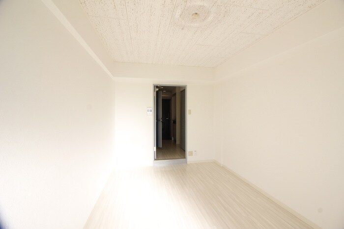 物件内観写真13　(居室)