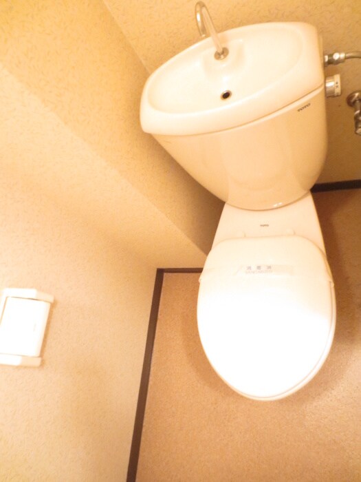 物件内観写真11　(トイレ)