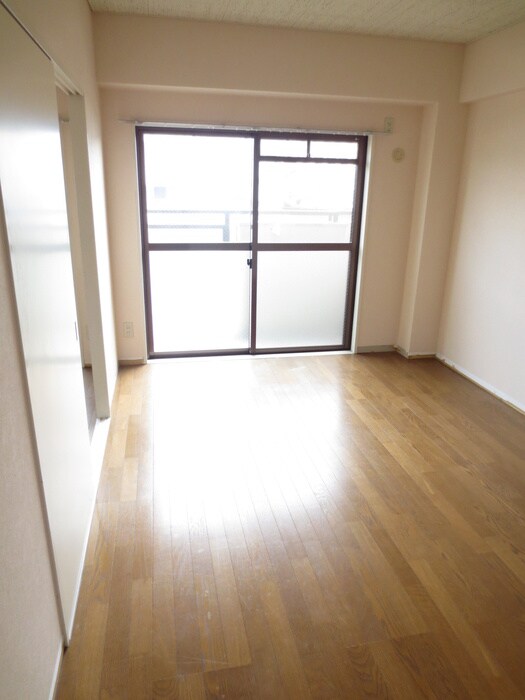 物件内観写真16　(居室)