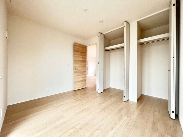 物件内観写真9　(居室)