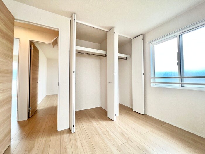 物件内観写真10　(収納)