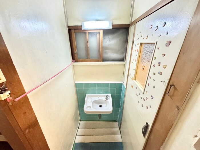 物件内観写真13　(洗面)