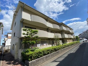 リバ－サイド三栖外観写真