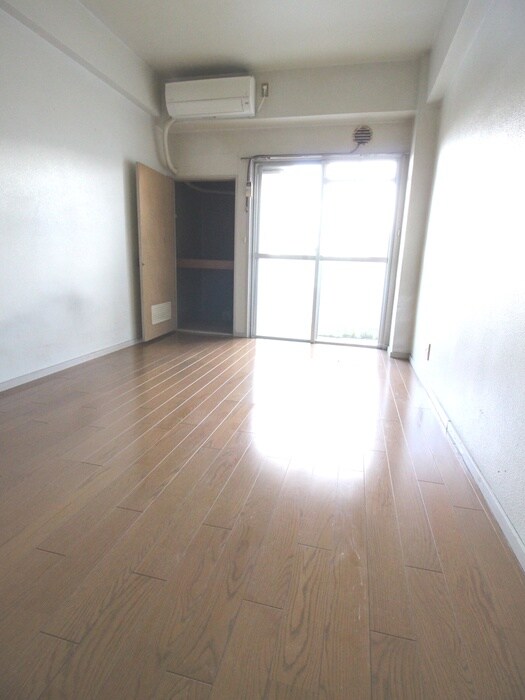 物件内観写真21　(居室)