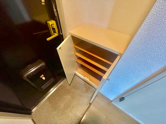 物件内観写真17　(靴箱)