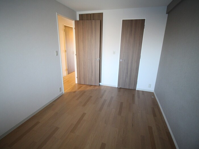 物件内観写真15　(居室)