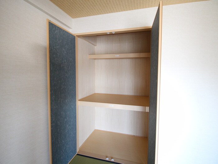 物件内観写真16　(収納)