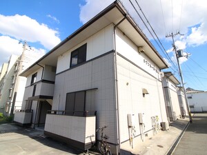 メゾンドール綾羽　Ａ棟外観写真