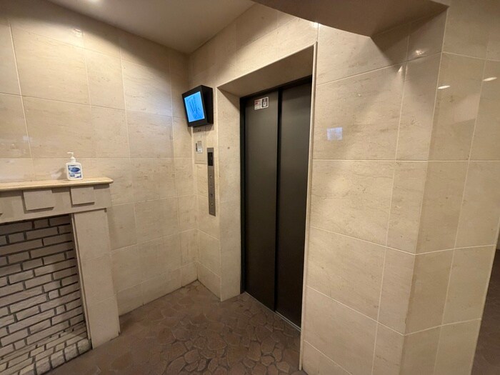 物件外観写真6　(建物設備)