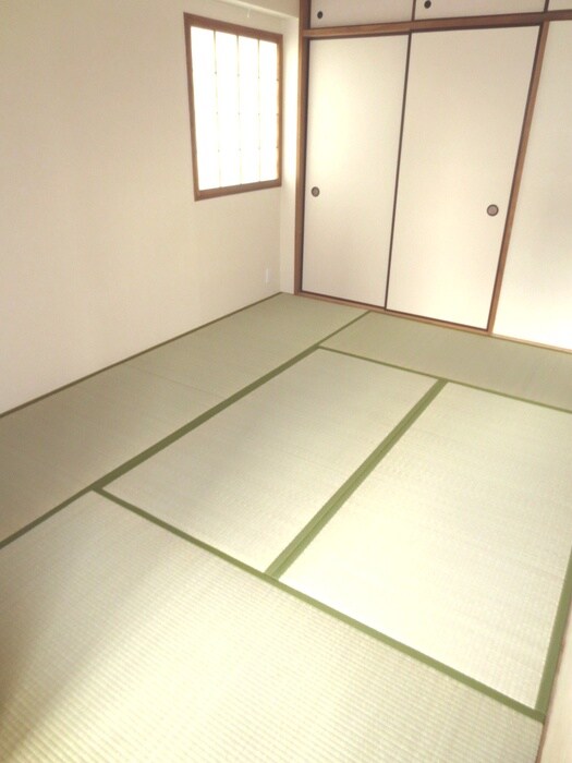 物件内観写真10　(居室)