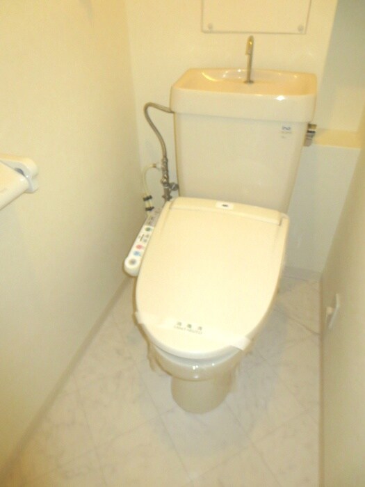 物件内観写真14　(トイレ)