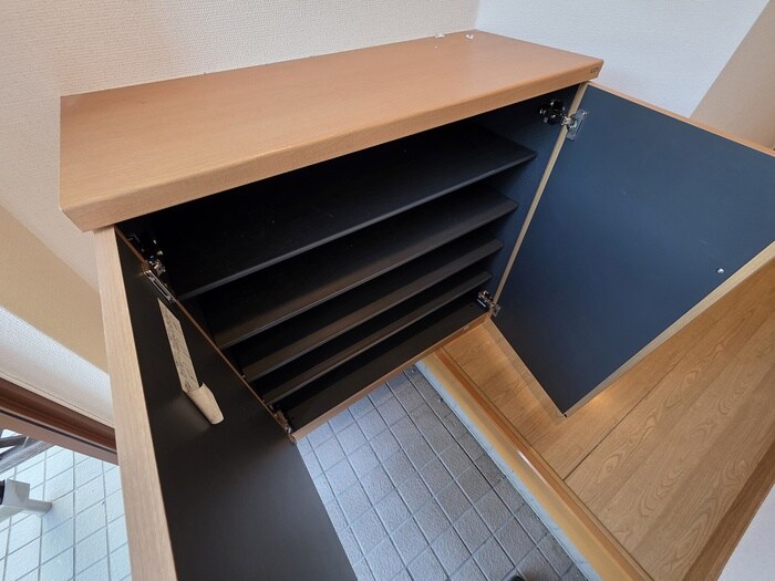 物件内観写真16　(靴箱)