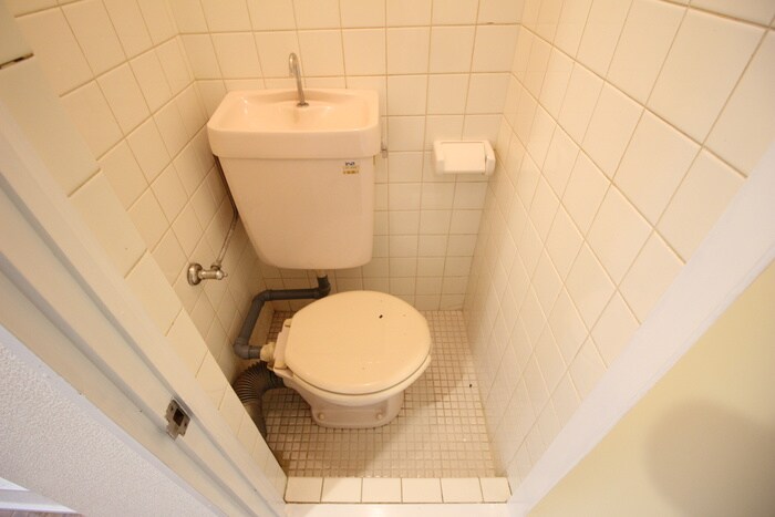 物件内観写真15　(トイレ)