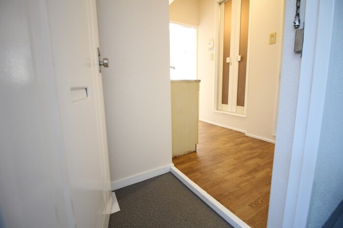 物件内観写真17　(玄関)