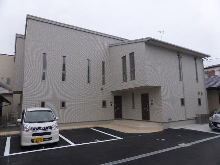 ラシーネ柴原の物件外観写真