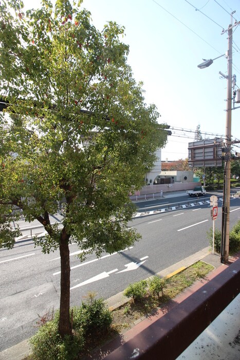 物件内観写真14　(室内からの展望)