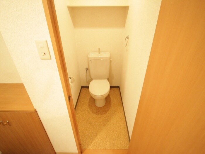 物件内観写真14　(トイレ)